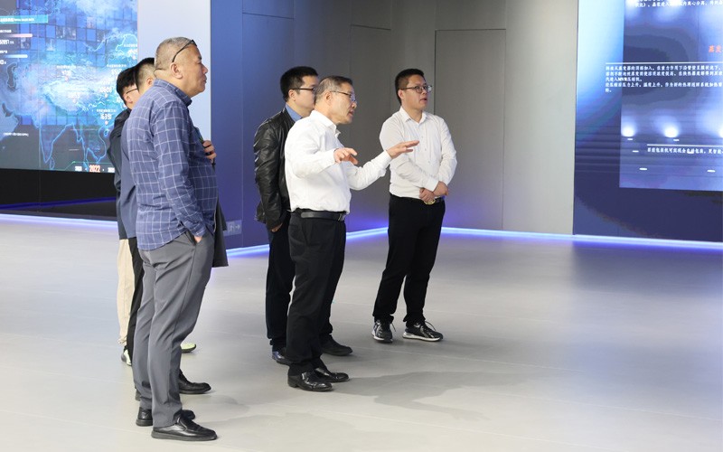 北京化工大学王峥教授接见55世纪进行产学研技术互换