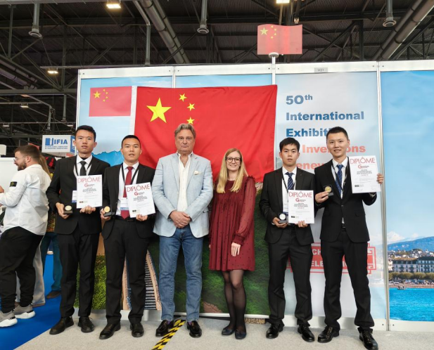 0e0da447f07a98bd04d5f27a00729516